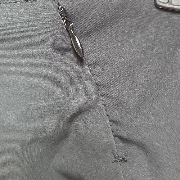 Outdoor Research Expressa Skirt Built in Shorts Women's Size 6 black Drawstring - Picture 4 of 6